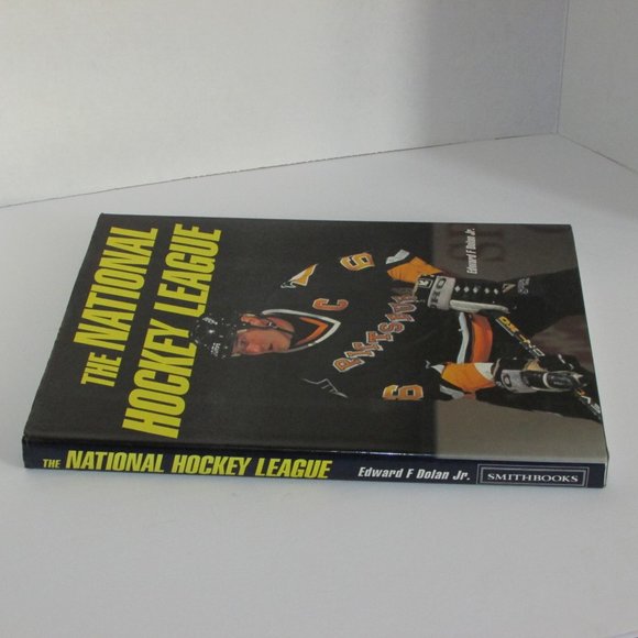 The National Hockey League Used Book HB NHL Sports - Picture 12 of 12